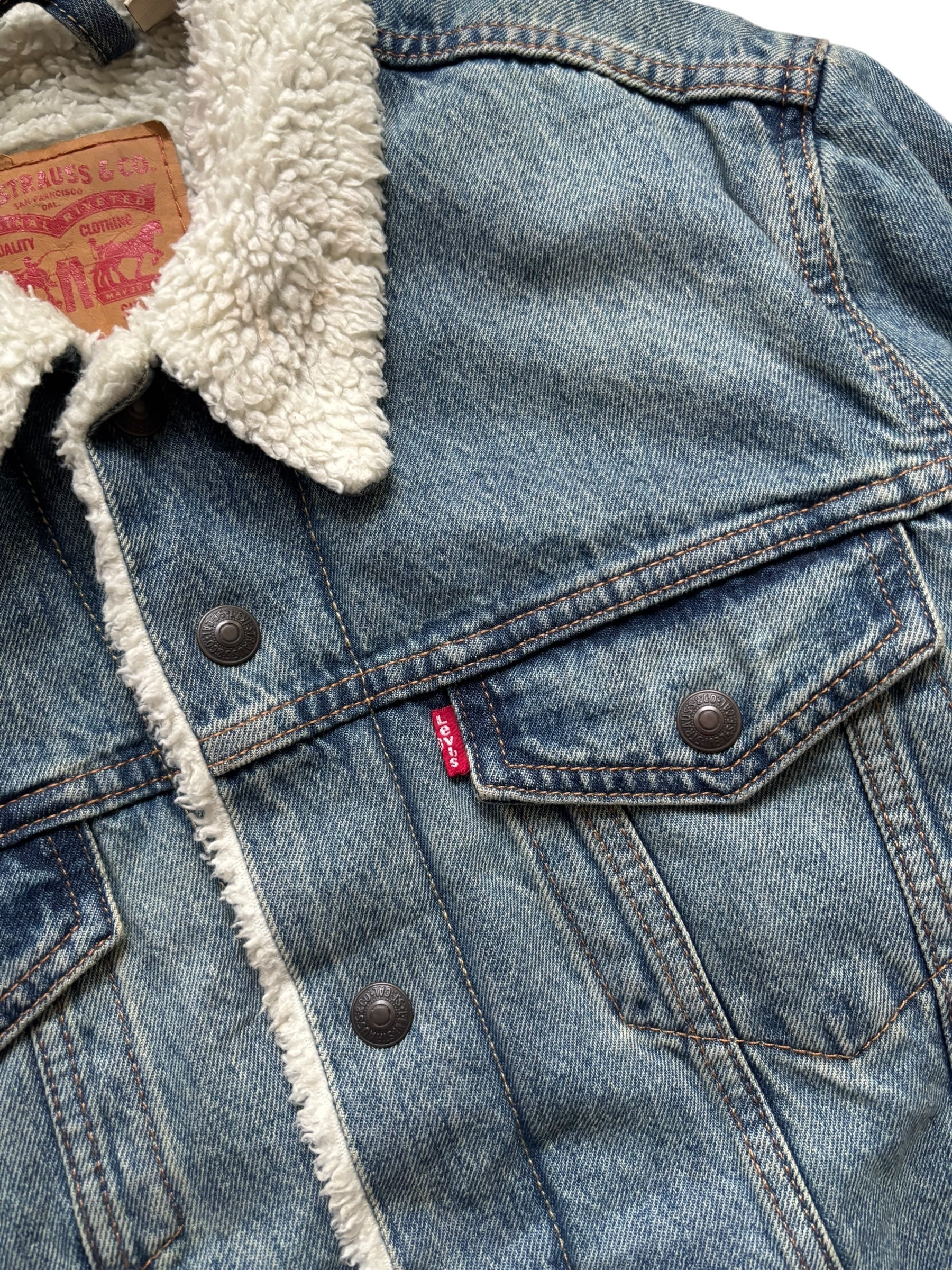 Vintage Levi's Teddy-Lined Denim Trucker Jacket (S)