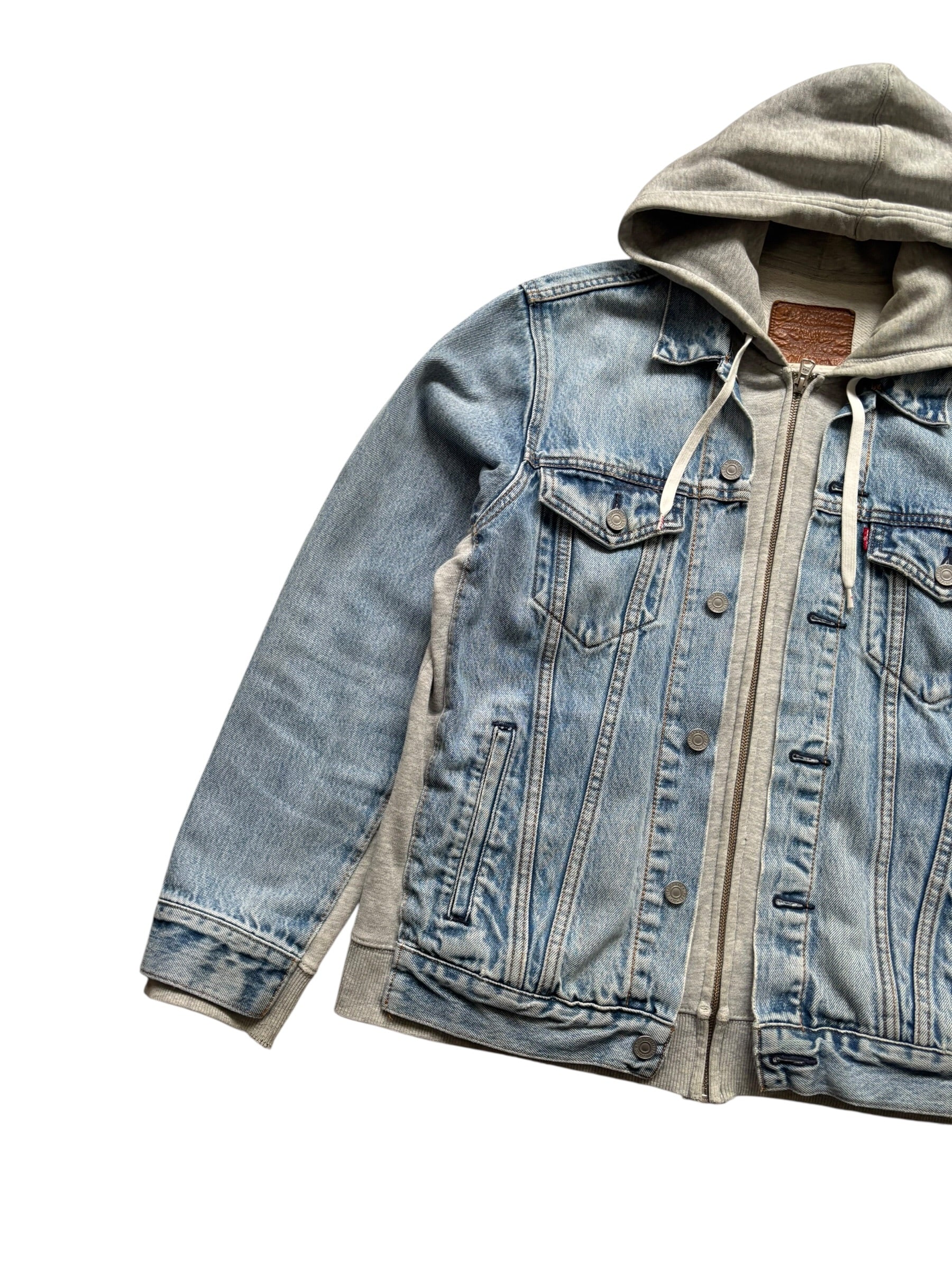 Levi's Thrashed Hybrid Hoodie Denim Trucker Jacket (L)